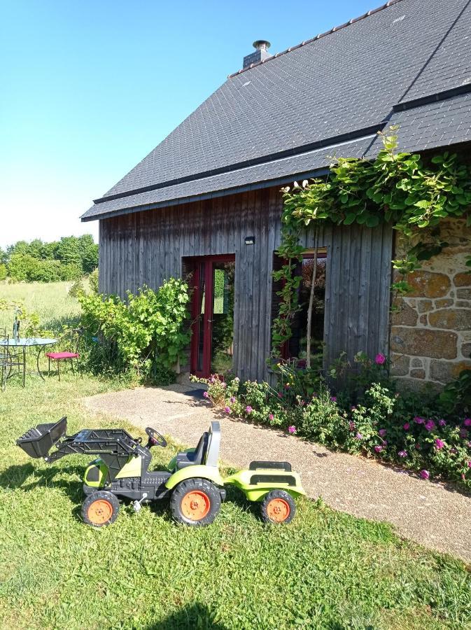 Chambres D'Hotes La Roche Saint-Hilaire-des-Landes Exterior photo