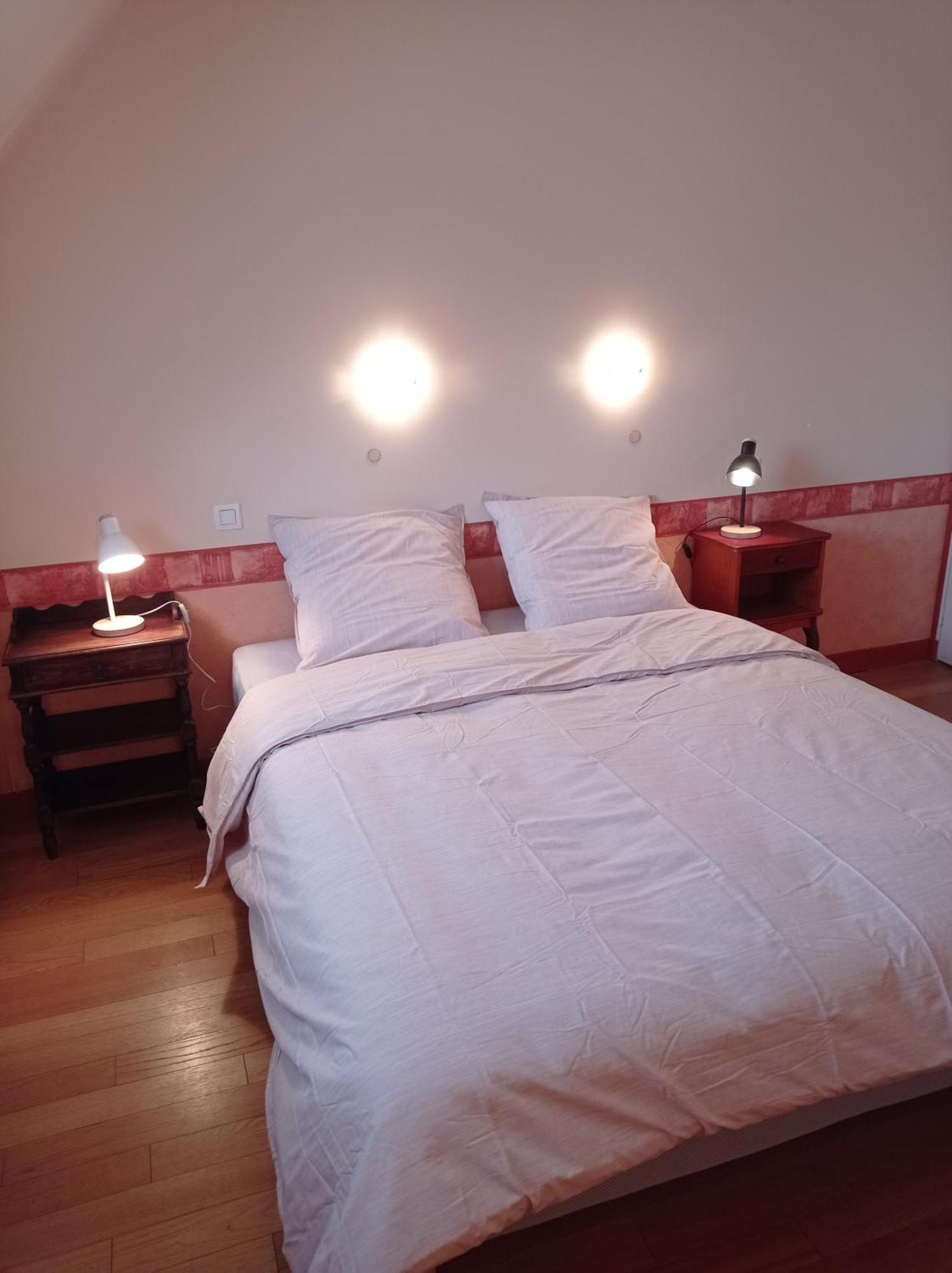 Chambres D'Hotes La Roche Saint-Hilaire-des-Landes Room photo